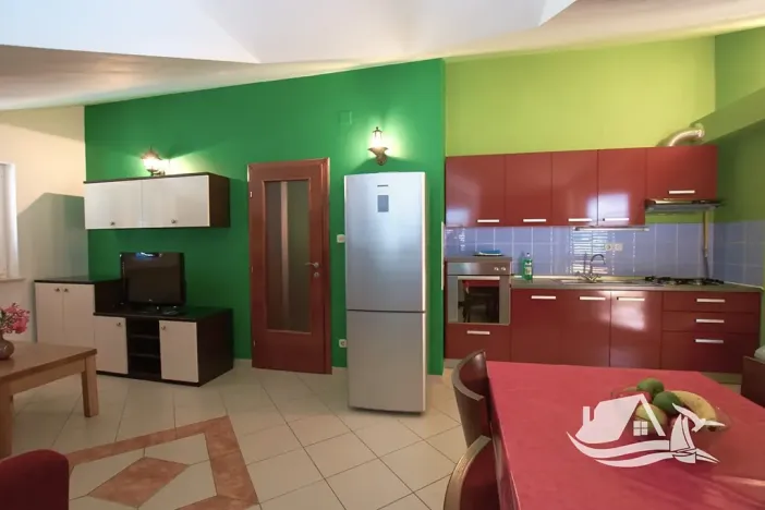 Prodej vícegeneračního domu, Vodice, Chorvatsko, 1230 m2