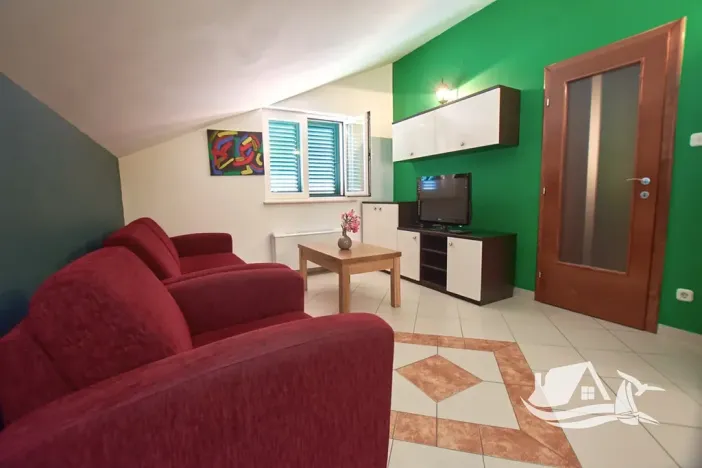 Prodej vícegeneračního domu, Vodice, Chorvatsko, 1230 m2