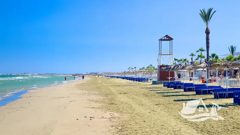 Prodej bytu 3+kk, Larnaka, Kypr, 75 m2