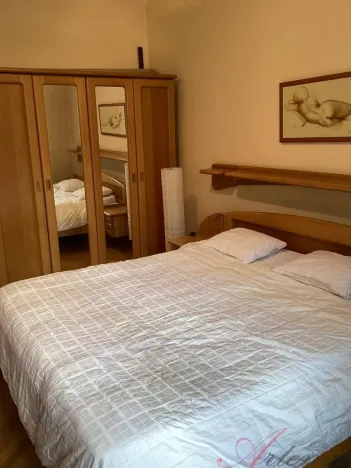 Prodej bytu 3+1, Praha - Nové Město, Ve Smečkách, 75 m2