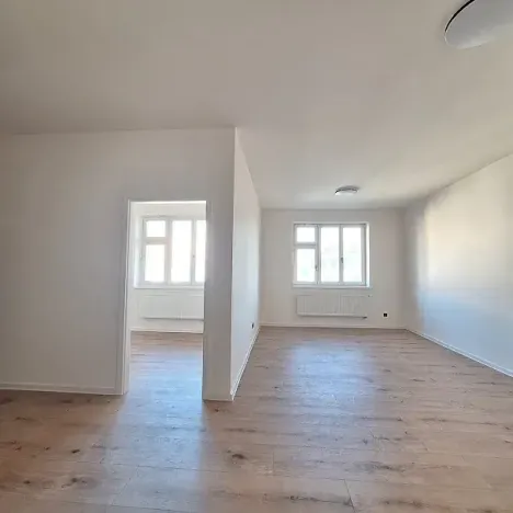 Pronájem bytu 2+kk, Praha - Vršovice, Rybalkova, 47 m2