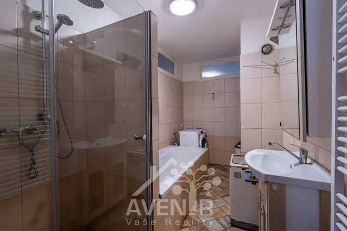 Prodej rodinného domu, Bozkov, 244 m2