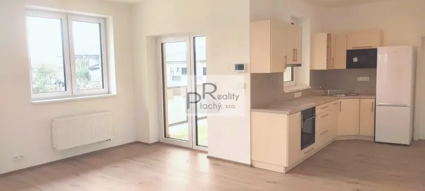 Prodej bytu 2+kk, Hevlín, 67 m2