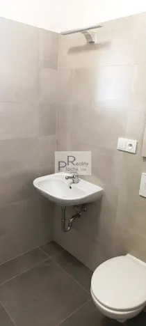 Prodej bytu 2+kk, Hevlín, 67 m2