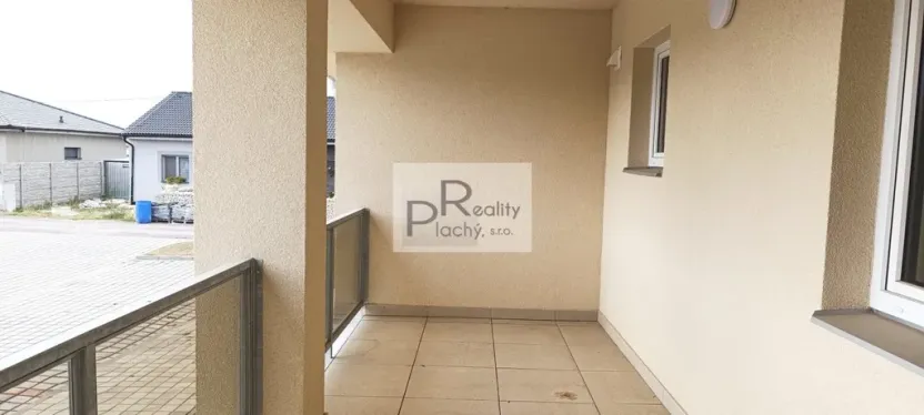 Prodej bytu 2+kk, Hevlín, 67 m2