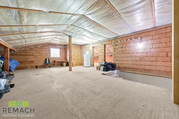 Prodej rodinného domu, Ostrožská Nová Ves, V uličce, 244 m2