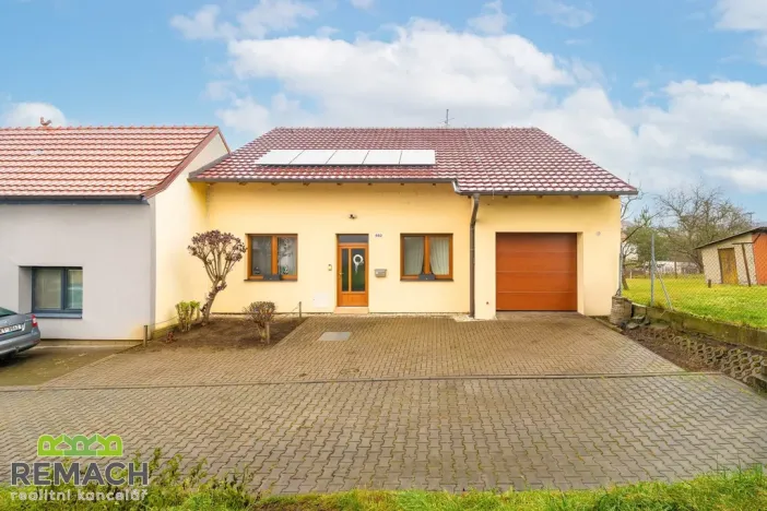 Prodej rodinného domu, Ostrožská Nová Ves, V uličce, 244 m2