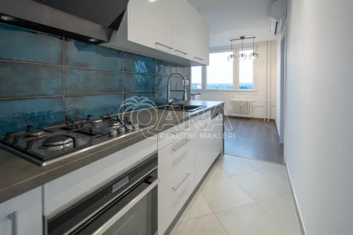 Pronájem bytu 3+1, Neratovice, 28. října, 70 m2