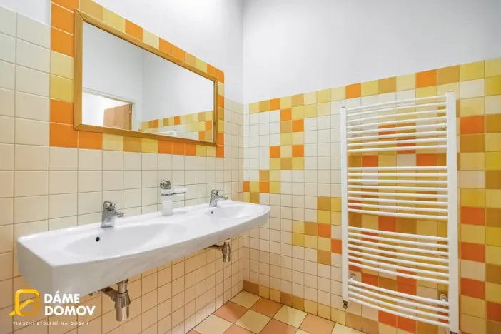 Prodej obchodního prostoru, Otrokovice, Nerudova, 423 m2