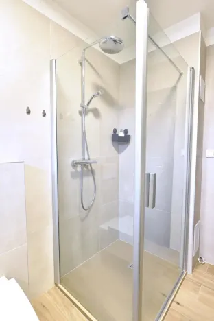 Pronájem bytu 3+kk, Praha - Petrovice, Dieselova, 80 m2