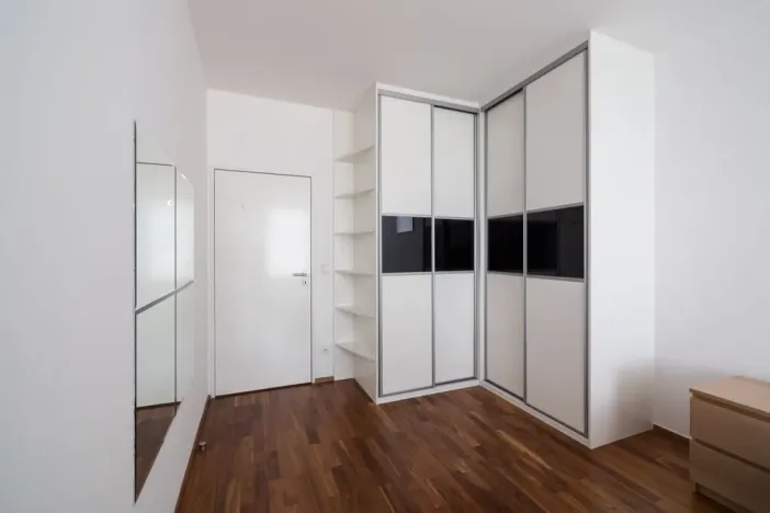 Pronájem bytu 2+kk, Praha - Smíchov, Švédská, 56 m2