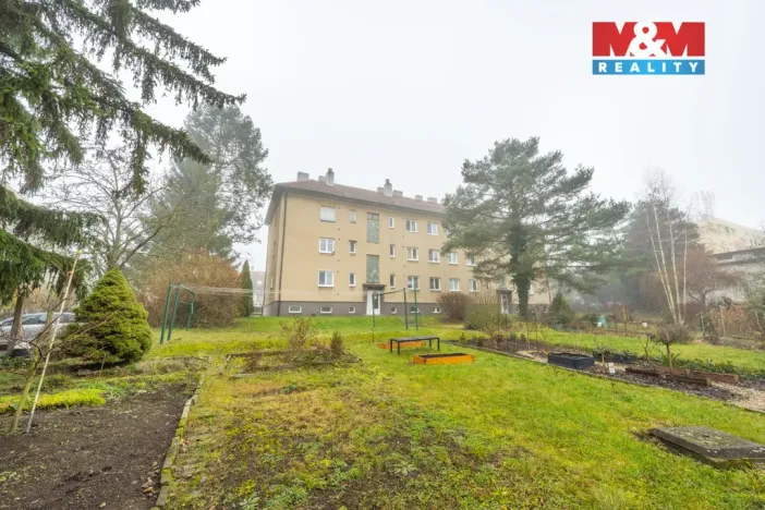 Prodej bytu 3+1, Hostivice, Školská, 61 m2