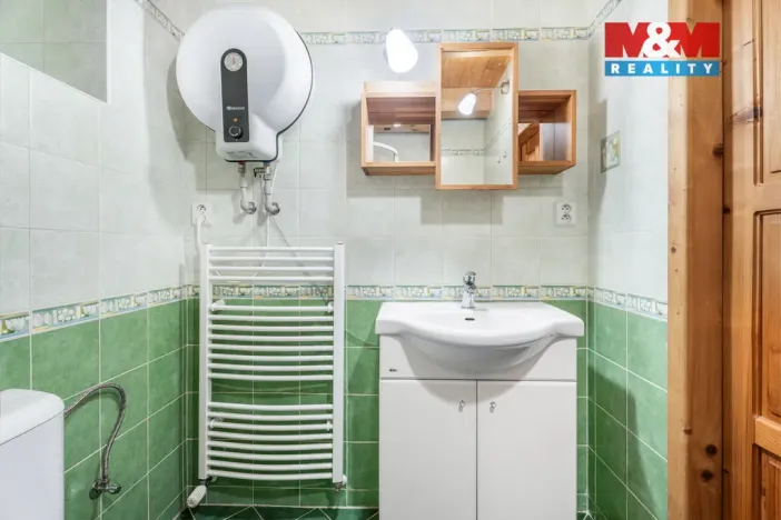 Prodej rodinného domu, Domousnice, 101 m2