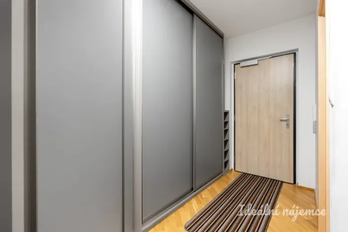 Pronájem bytu 1+kk, Praha - Hostivař, Kytínská, 34 m2