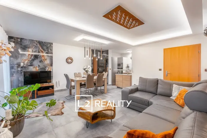 Prodej rodinného domu, Jenštejn, Zlatnická, 125 m2