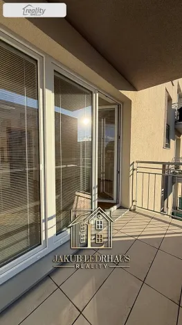 Pronájem bytu 1+kk, Praha - Stodůlky, Toufarova, 33 m2