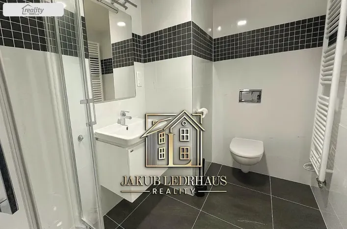 Pronájem bytu 1+kk, Praha - Hloubětín, 32 m2