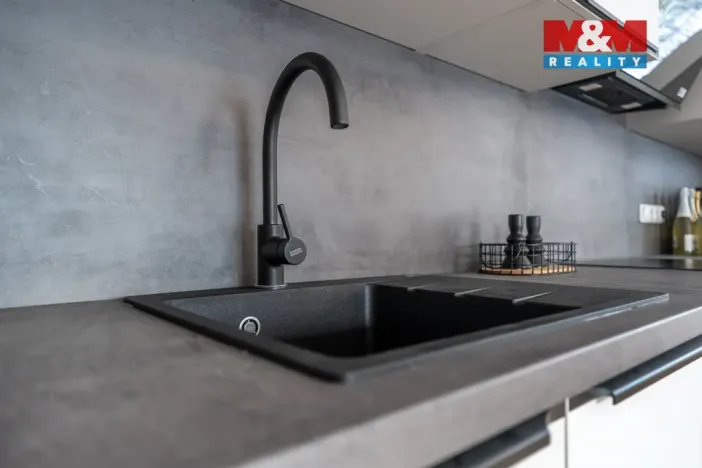 Prodej bytu 3+kk, Jablonec nad Nisou - Rýnovice, Jezdecká, 92 m2