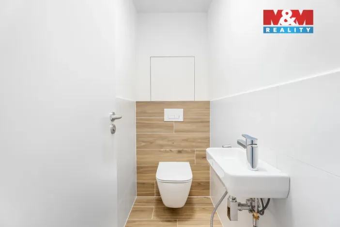 Prodej bytu 3+kk, Jablonec nad Nisou - Rýnovice, Jezdecká, 92 m2