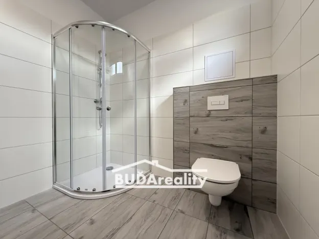 Pronájem bytu 2+kk, Otrokovice, tř. Osvobození, 40 m2