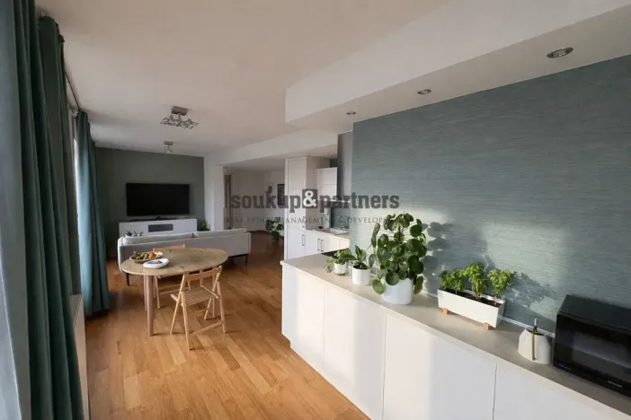 Pronájem bytu 3+kk, Praha - Holešovice, Komunardů, 109 m2