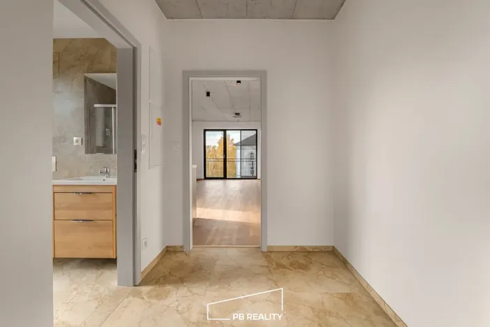 Pronájem bytu 1+kk, Plzeň, Kamenická, 34 m2