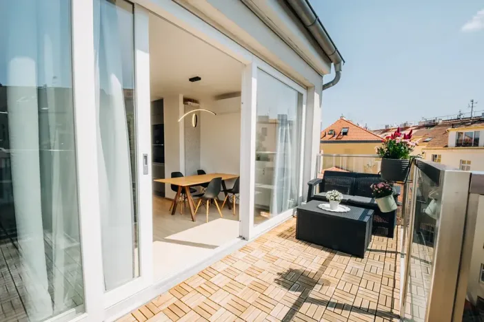 Prodej bytu 2+kk, Praha, Bořivojova, 101 m2