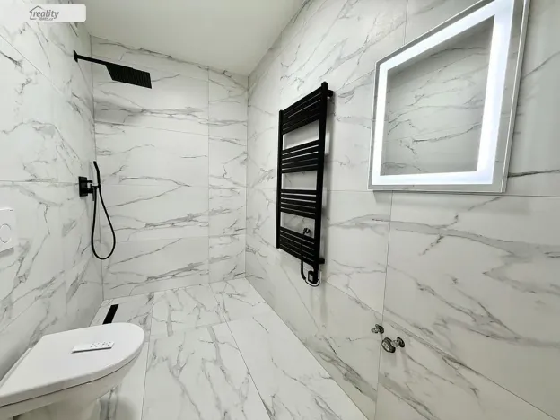 Pronájem rodinného domu, Jesenice - Zdiměřice, Skřivanová, 345 m2