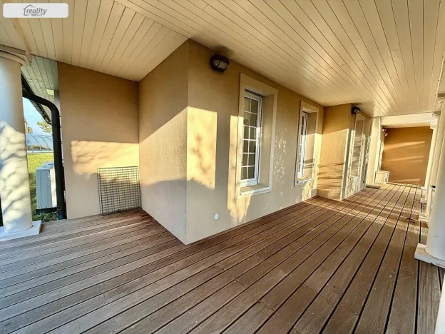 Pronájem rodinného domu, Jesenice - Zdiměřice, Skřivanová, 345 m2