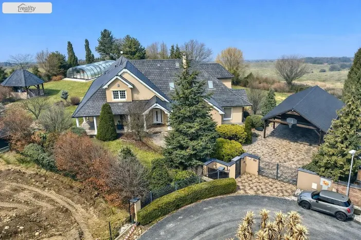 Pronájem rodinného domu, Jesenice - Zdiměřice, Skřivanová, 345 m2