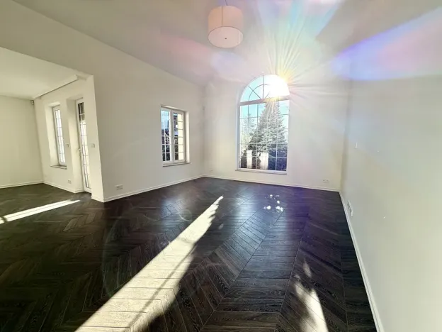 Pronájem rodinného domu, Jesenice - Zdiměřice, Skřivanová, 345 m2