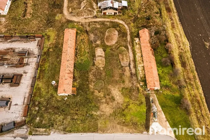 Prodej komerčního pozemku, Strachotín, 9422 m2