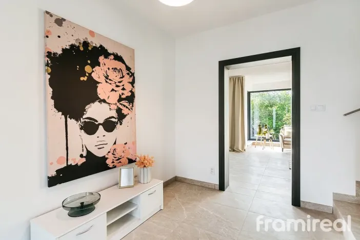 Prodej rodinného domu, Holubice, 179 m2