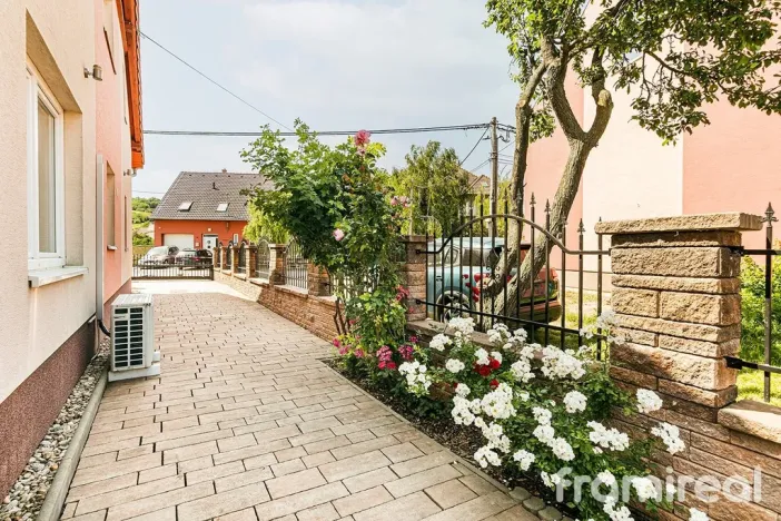 Prodej rodinného domu, Blučina, Zahradní, 151 m2