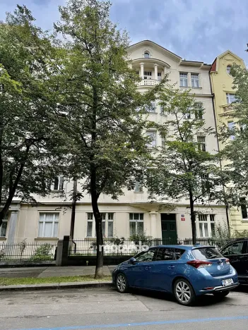 Prodej bytu 4+kk, Praha - Bubeneč, Čechova, 116 m2