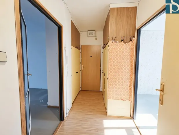 Prodej bytu 3+1, Praha - Podolí, Kaplická, 63 m2