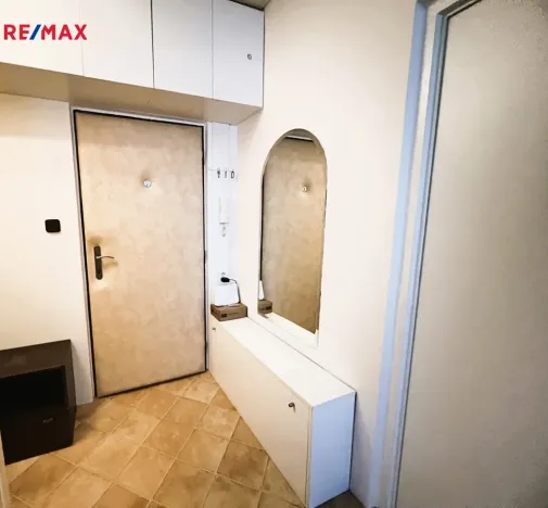 Pronájem bytu 1+1, Hradec Králové - Třebeš, Milady Horákové, 37 m2