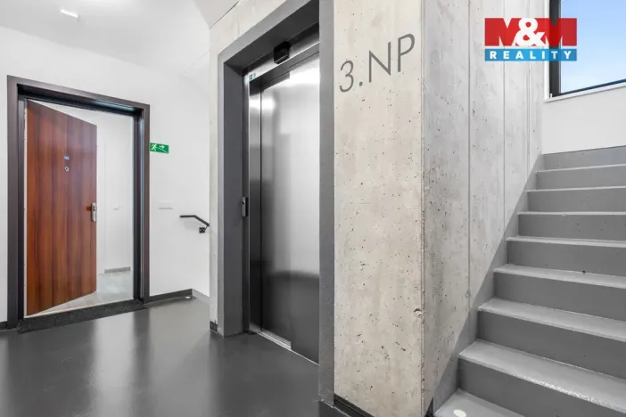 Pronájem bytu 2+kk, Mladá Boleslav - Chrást, 52 m2