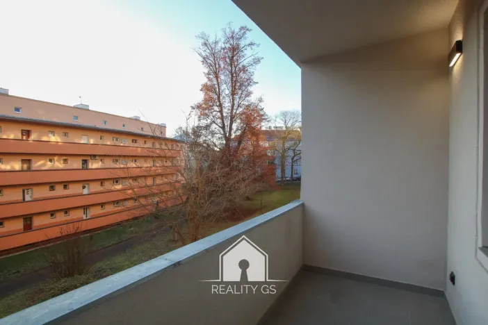 Prodej bytu 2+kk, Ústí nad Labem, Na Vlnovce, 52 m2