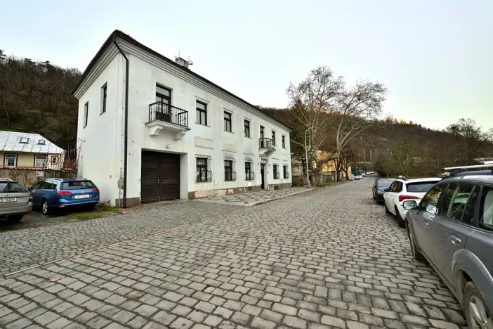 Pronájem kanceláře, Praha - Malá Chuchle, Zbraslavská, 87 m2