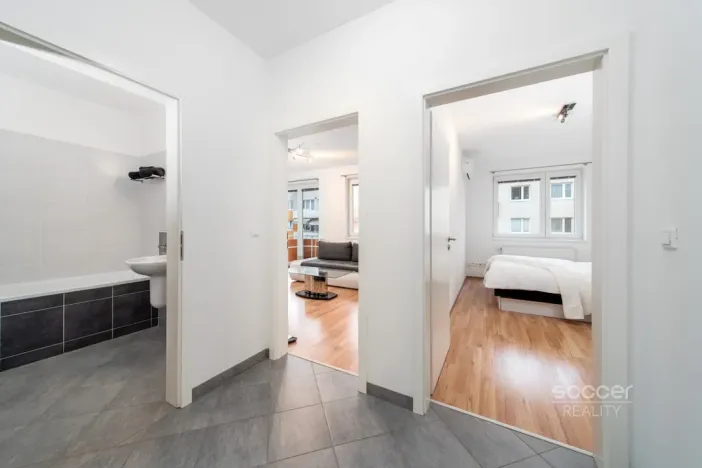 Prodej bytu 2+kk, Praha - Kyje, Farkašova, 48 m2