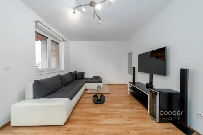 Prodej bytu 2+kk, Praha - Kyje, Farkašova, 48 m2