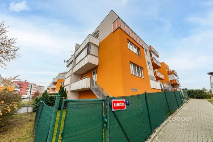 Prodej bytu 2+kk, Praha - Kyje, Farkašova, 48 m2