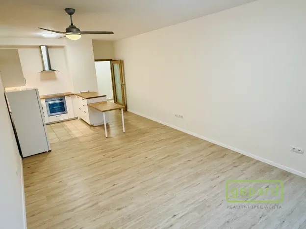 Pronájem bytu 2+kk, Praha - Vokovice, K Červenému vrchu, 47 m2