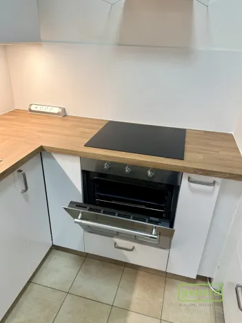 Pronájem bytu 2+kk, Praha - Vokovice, K Červenému vrchu, 47 m2