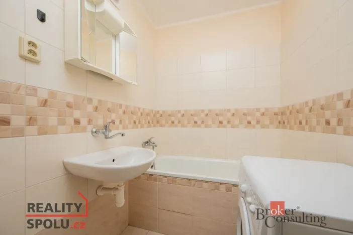 Pronájem bytu 2+kk, Jablonec nad Nisou, Skelná, 41 m2