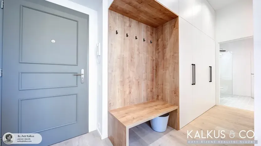 Pronájem bytu 2+kk, Hradec Králové, Eliščino nábřeží, 51 m2