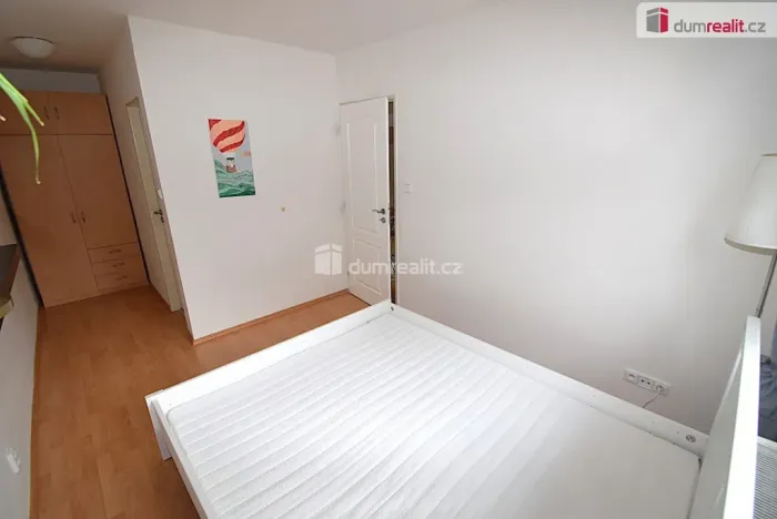 Pronájem bytu 2+kk, Praha - Smíchov, Nad Palatou, 30 m2