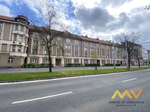 Pronájem bytu 2+1, Hradec Králové, Střelecká, 62 m2