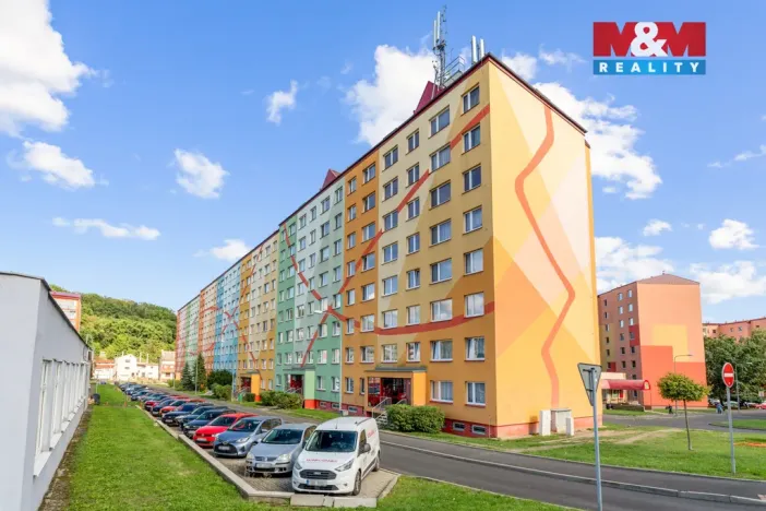 Prodej bytu 3+1, Teplice - Prosetice, Rovná, 67 m2